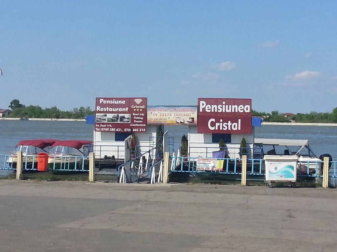 Pensiunea Cristal ทูลเซีย ภายนอก รูปภาพ